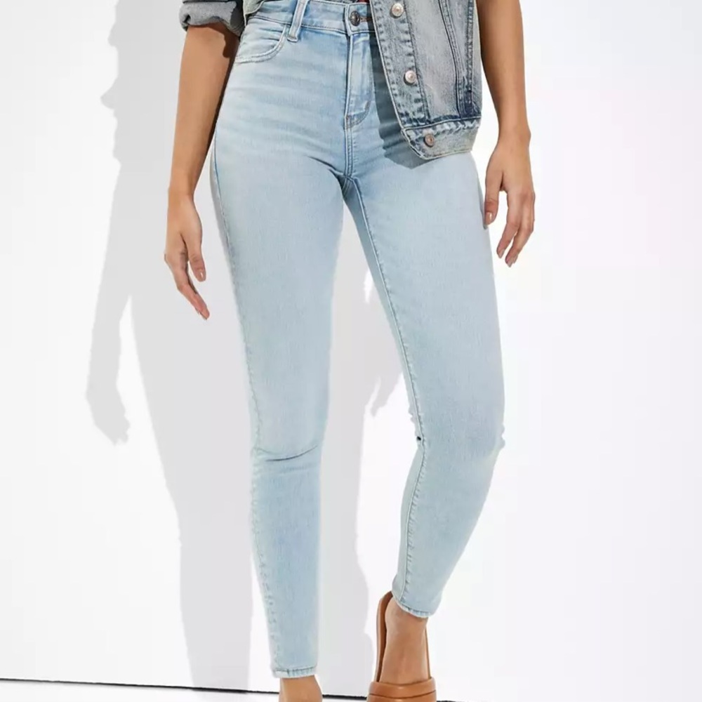 American Eagle Hi Rise Jeggings- The Dream Jean